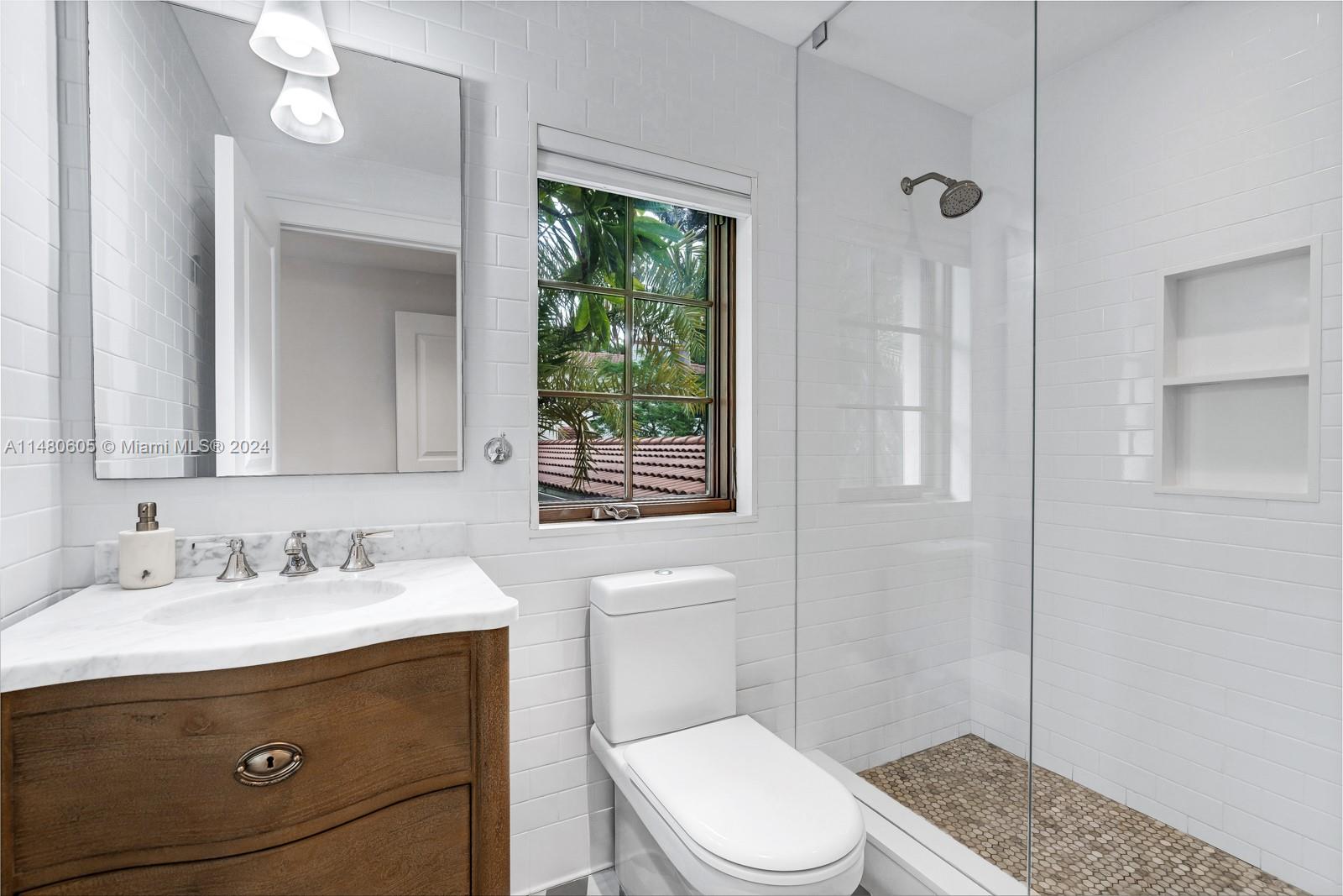 105+115 Ocean Blvd, Golden Beach, Florida image 44