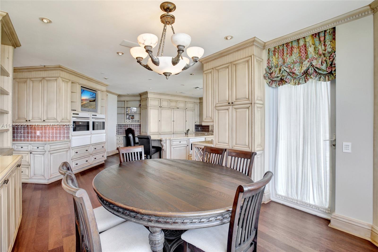 Listing Photo 18