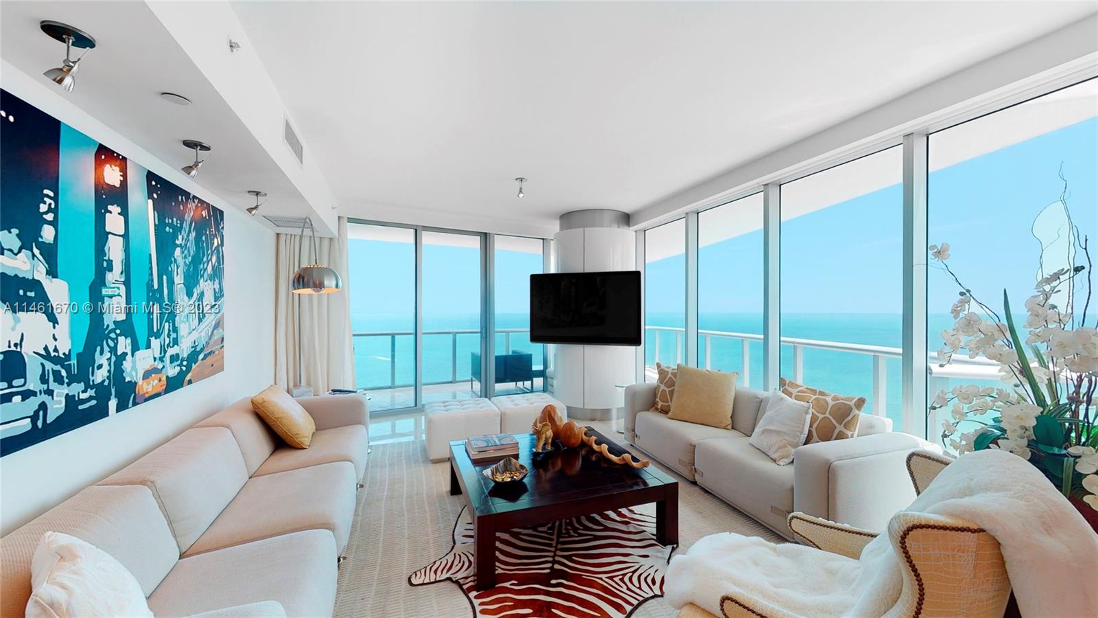 Condo for Sale in Sunny Isles Beach, FL