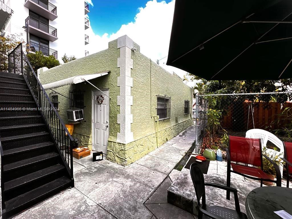 1901 SW 9th St, Miami, Florida image 22