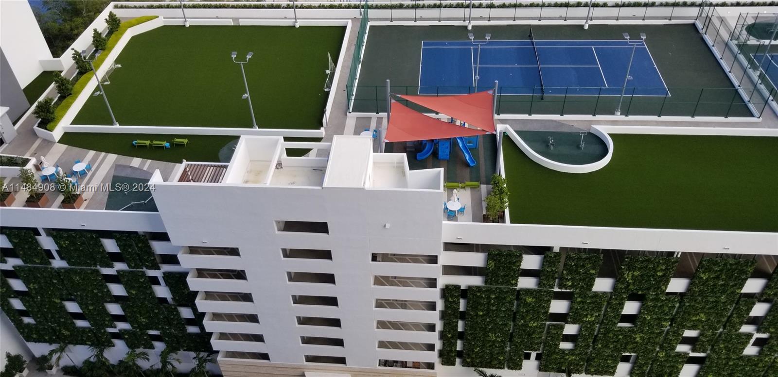 16385 Biscayne Blvd #420, North Miami Beach, Florida image 24