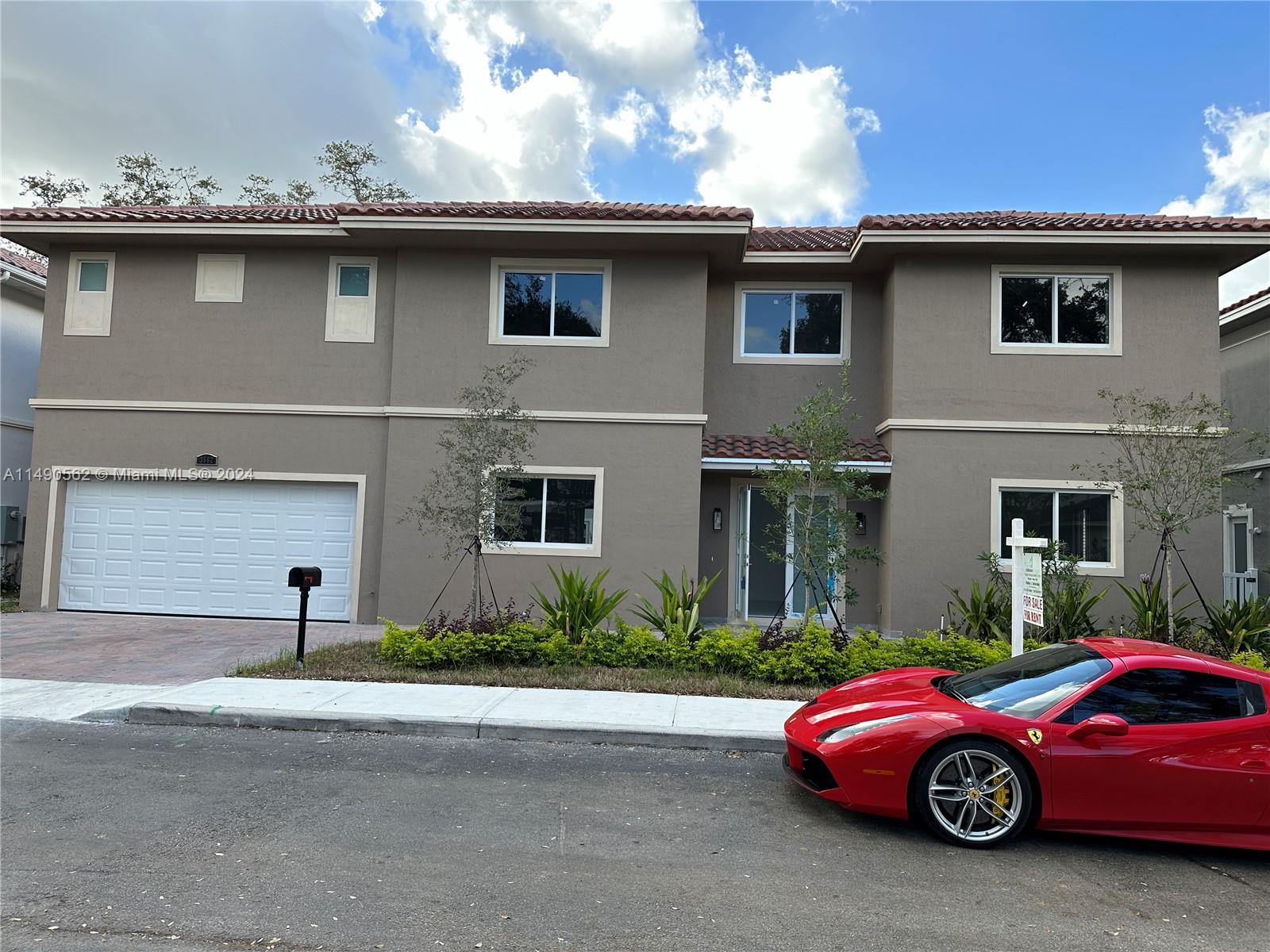 3562 Forest View Cir, Dania Beach, Florida image 3