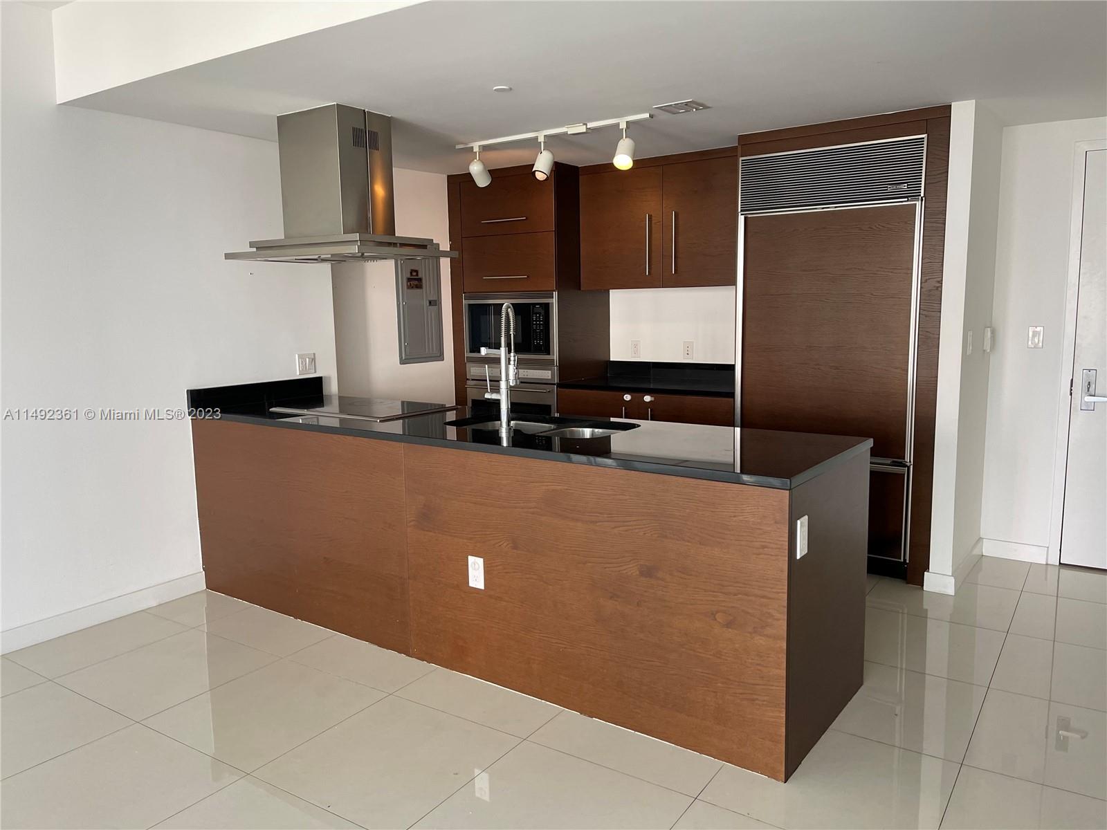 465 Brickell Ave #819, Miami, Florida image 10