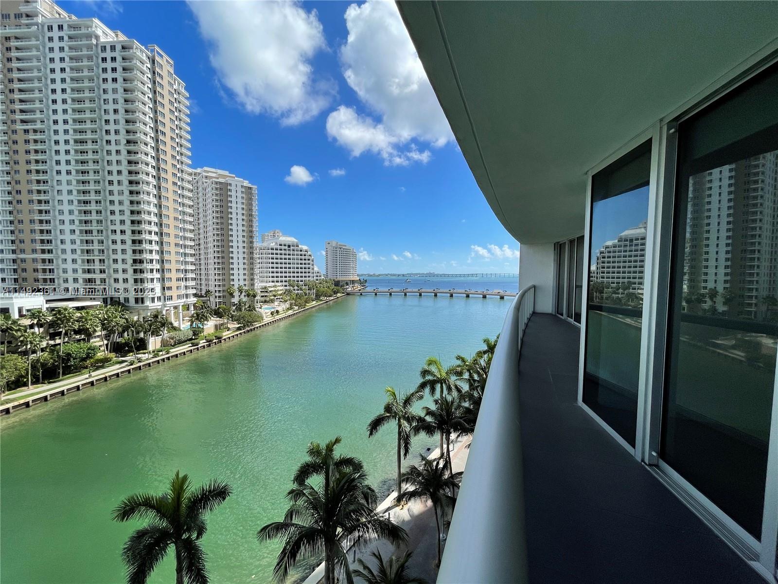 465 Brickell Ave #819, Miami, Florida image 2