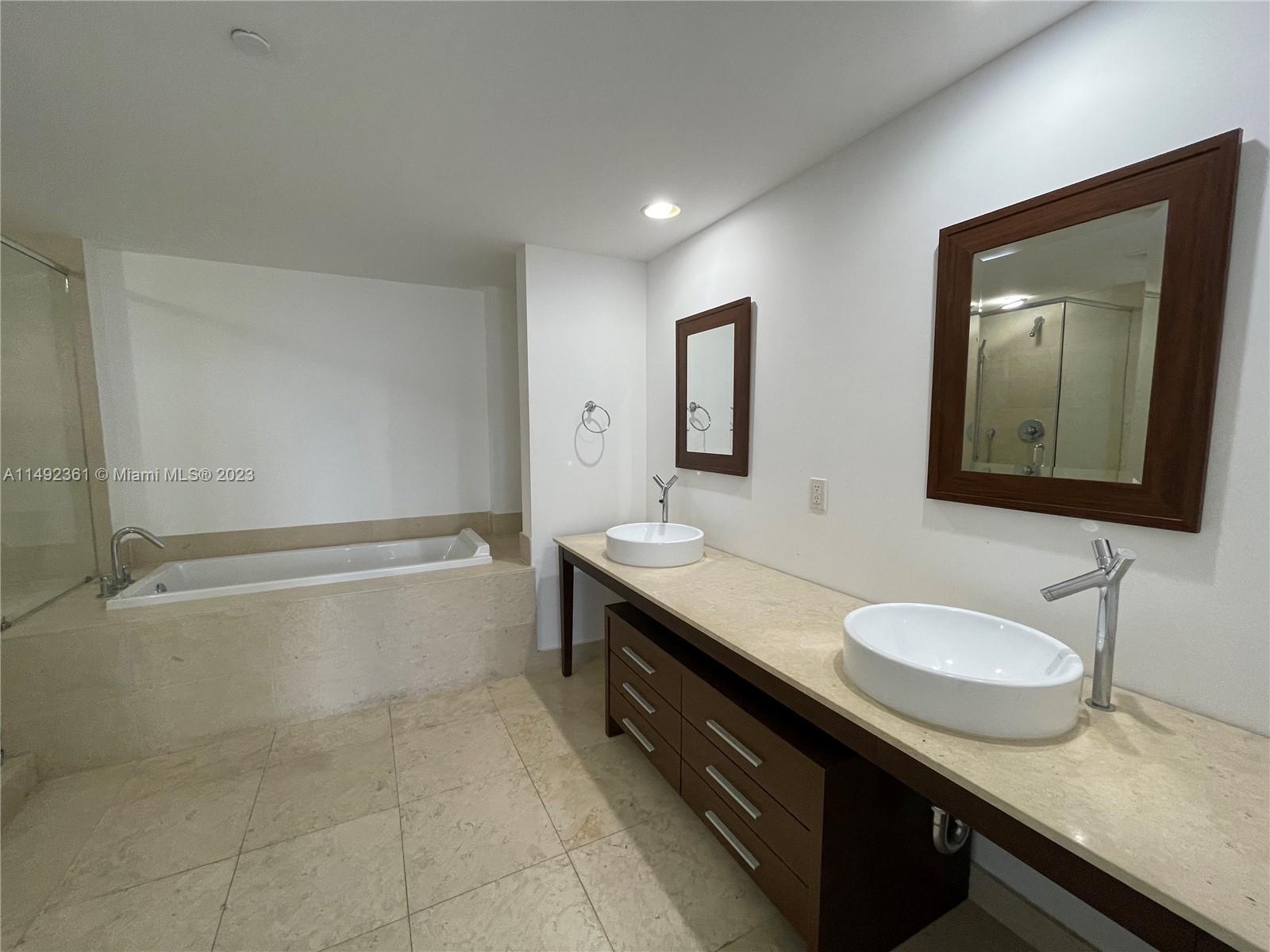 465 Brickell Ave #819, Miami, Florida image 20