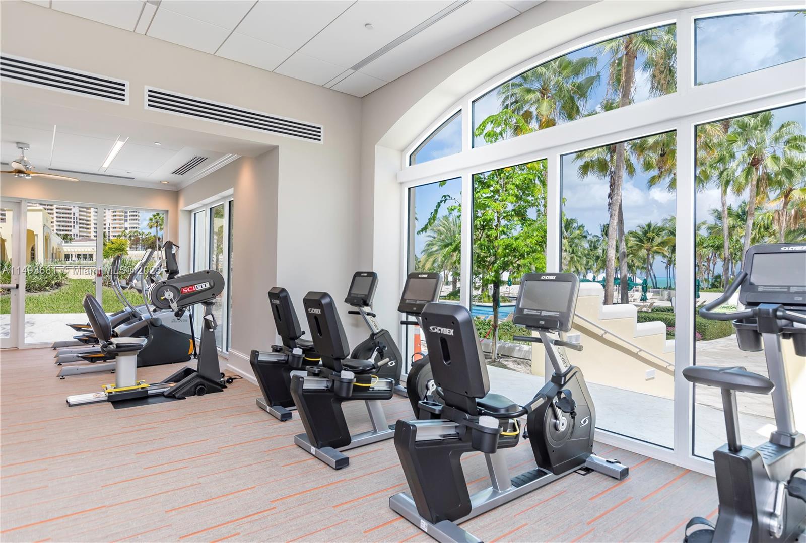 737 Crandon Blvd #202, Key Biscayne, Florida image 33