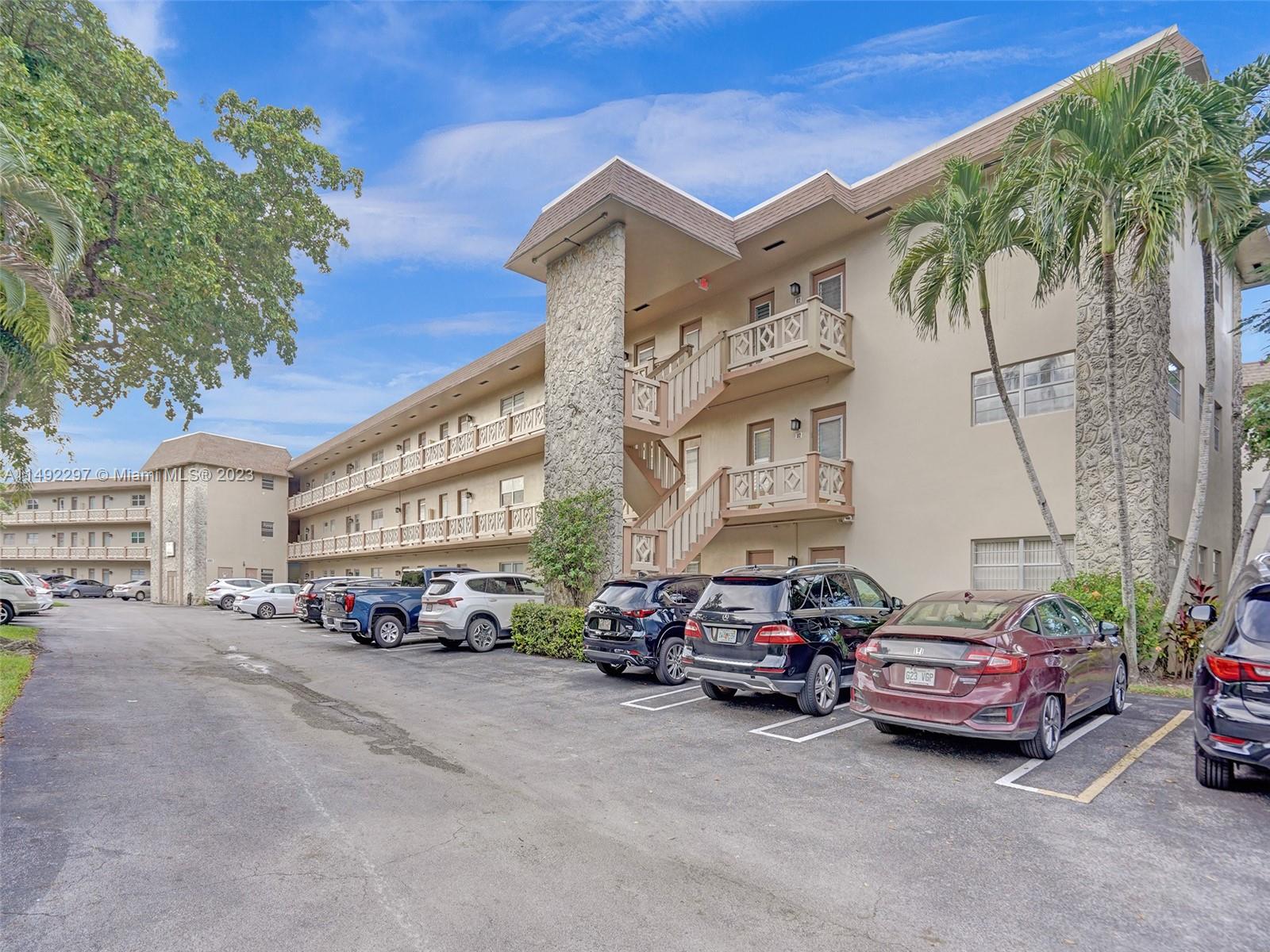 5003 NW 35th St #512, Lauderdale Lakes, Florida image 27