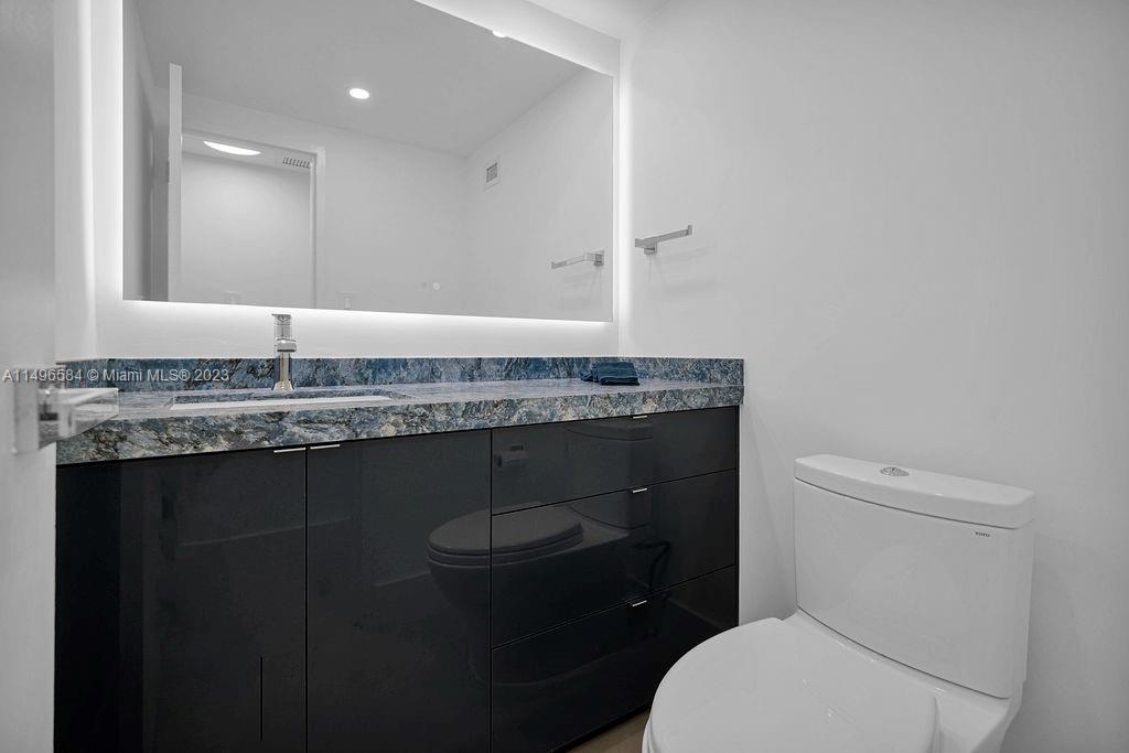 1000 West Ave #1124, Miami Beach, Florida image 12