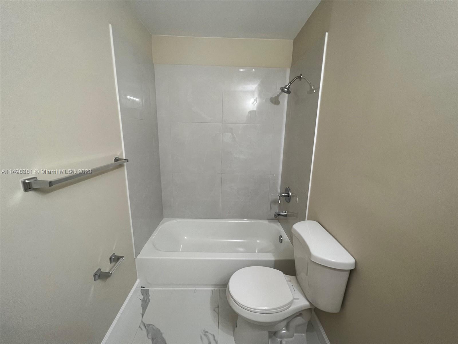 275 W 68th St #102, Hialeah, Florida image 23