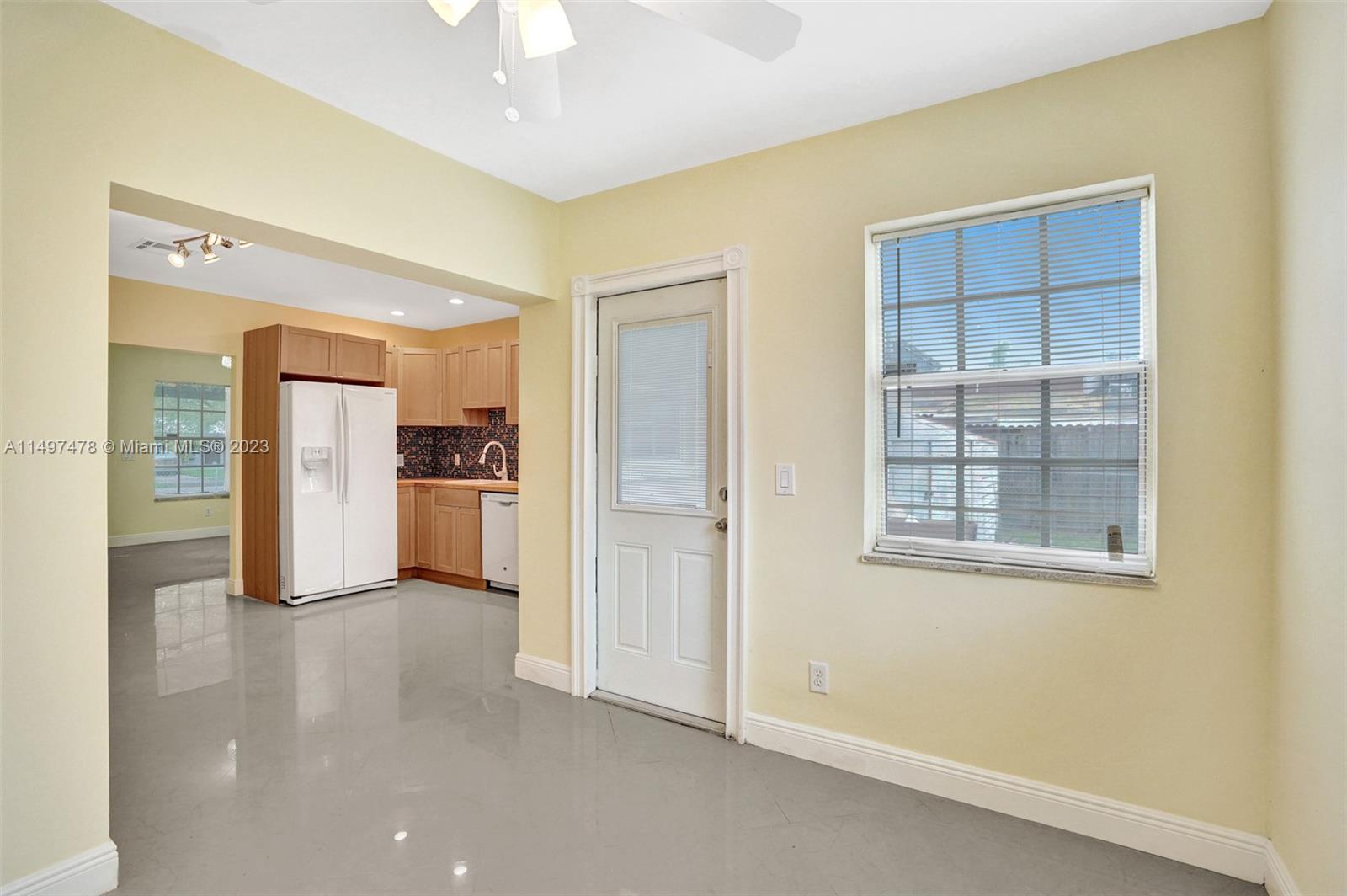 210 N 72nd Ave, Hollywood, Florida image 22