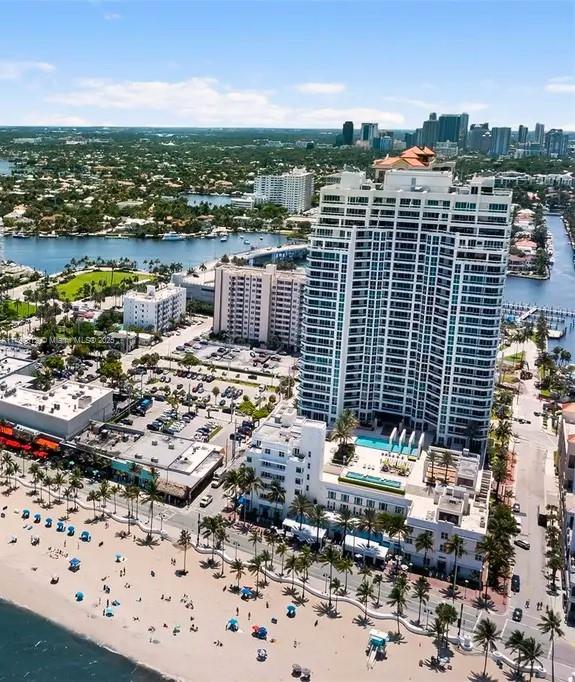   Unit , Fort Lauderdale, Florida 33316