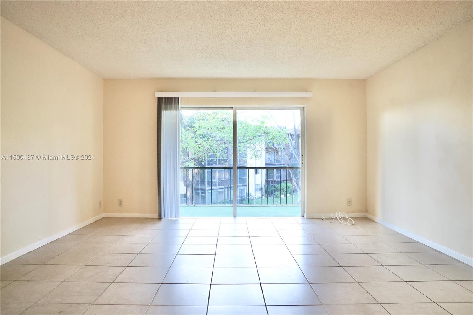 6001 N Falls Cir Dr #309, Lauderhill, Florida image 3