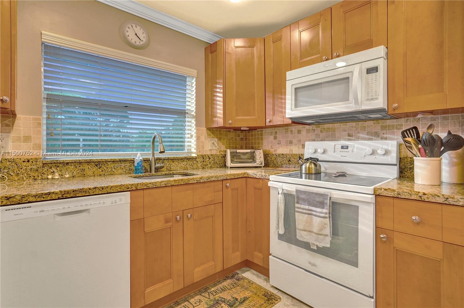 9781 Sunrise Lakes Blvd #302, Sunrise, Florida image 19