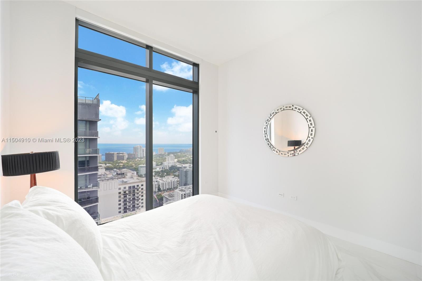 88 SW 7th St #4101, Miami, Florida image 28