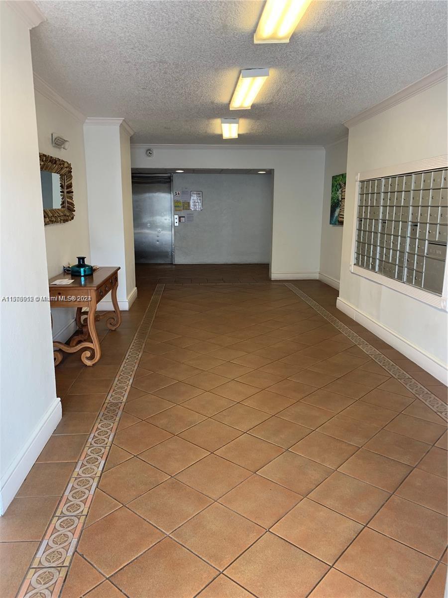 711 N Pine Island Rd #111, Plantation, Florida image 9