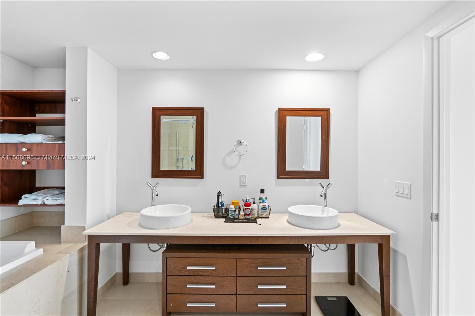 Listing Photo 25
