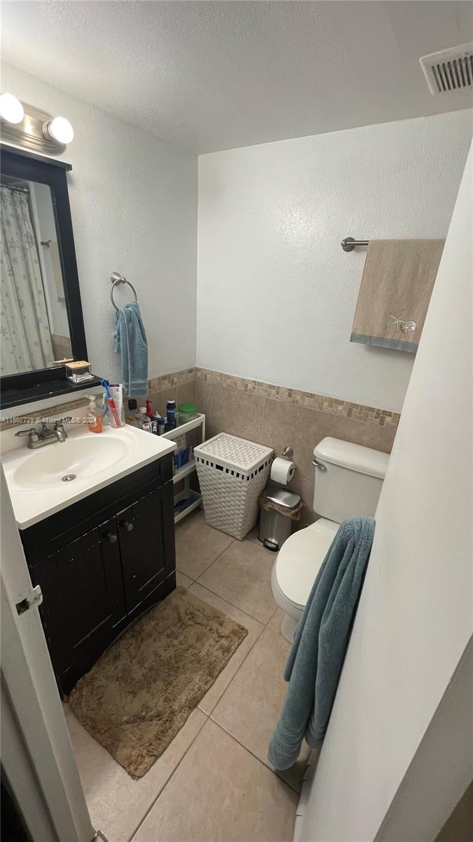 1800 Sans Souci Blvd #307, North Miami, Florida image 11