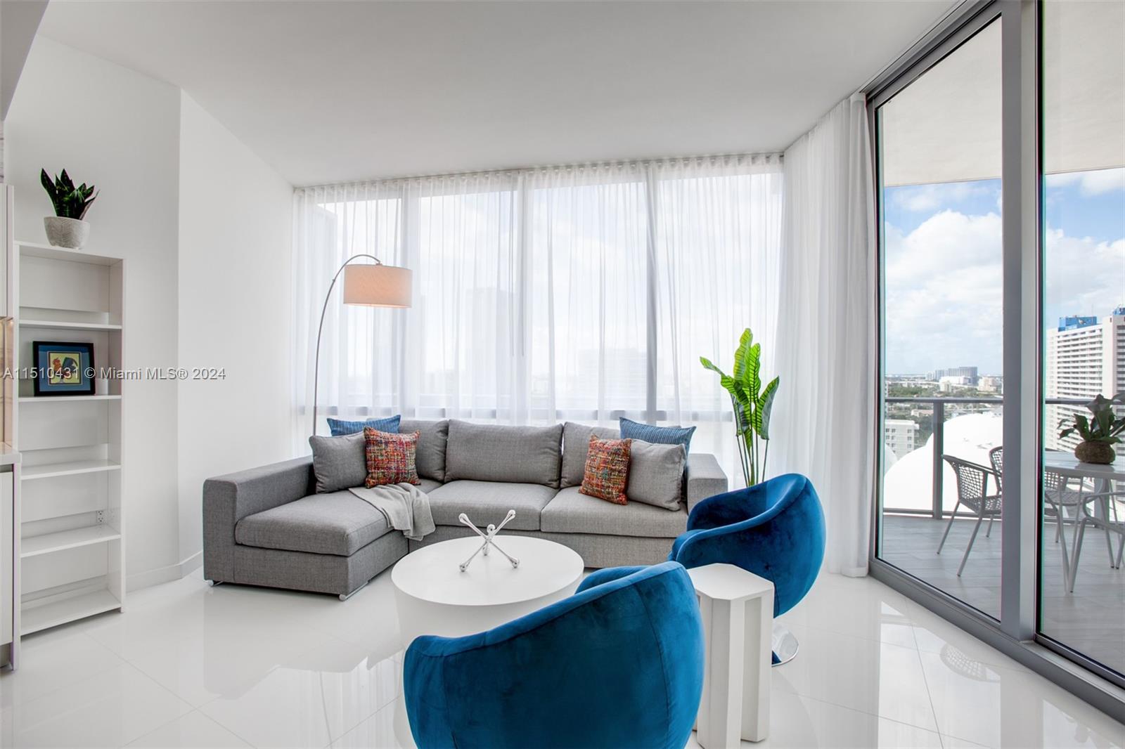 851 NE 1 #1810, Miami FL 33132