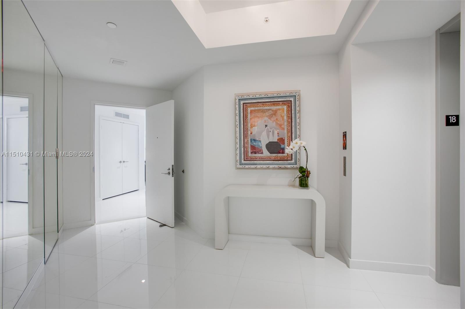 851 NE 1 #1810, Miami FL 33132