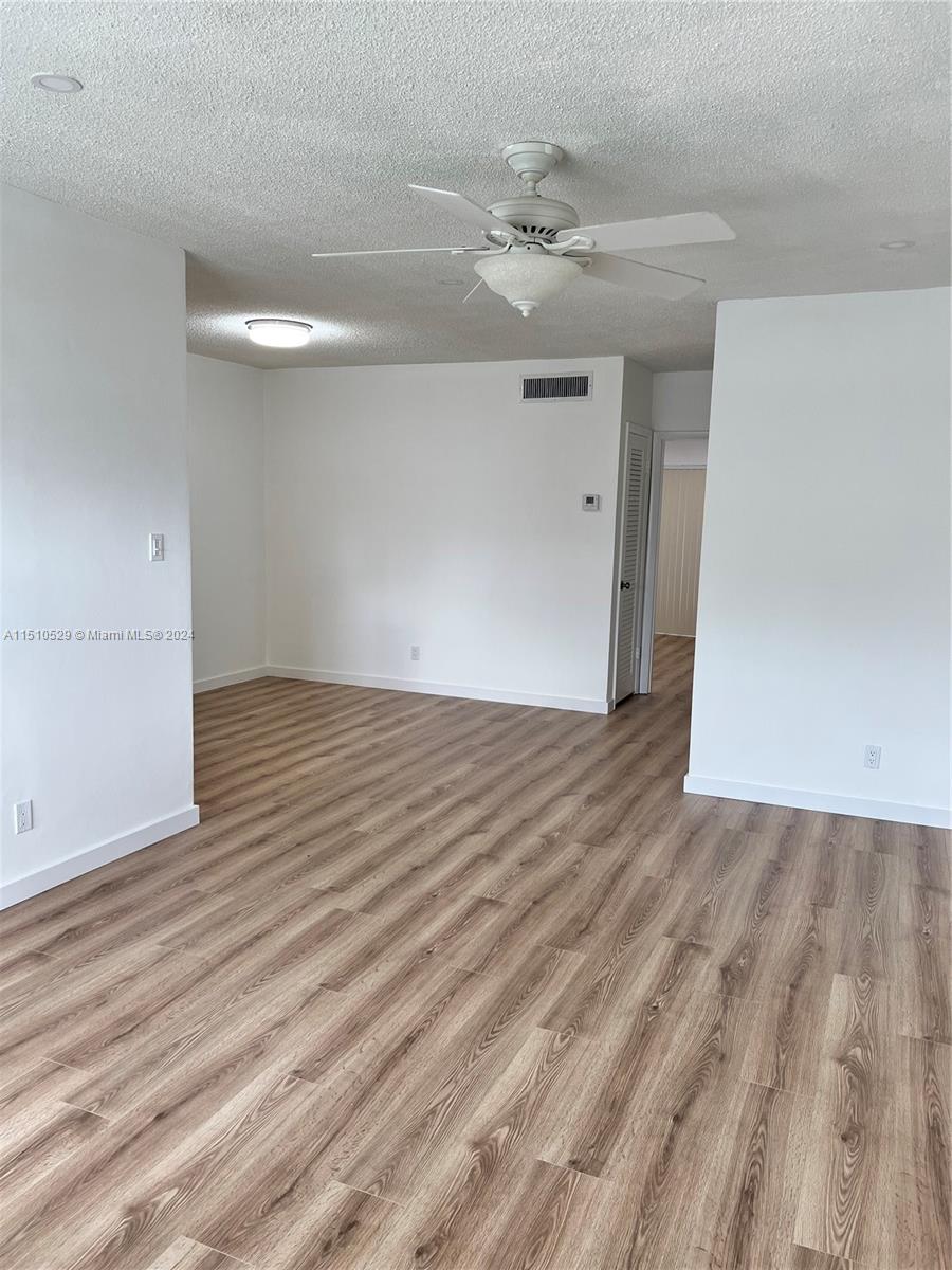 55 NW 204th St #20, Miami Gardens, Florida image 4