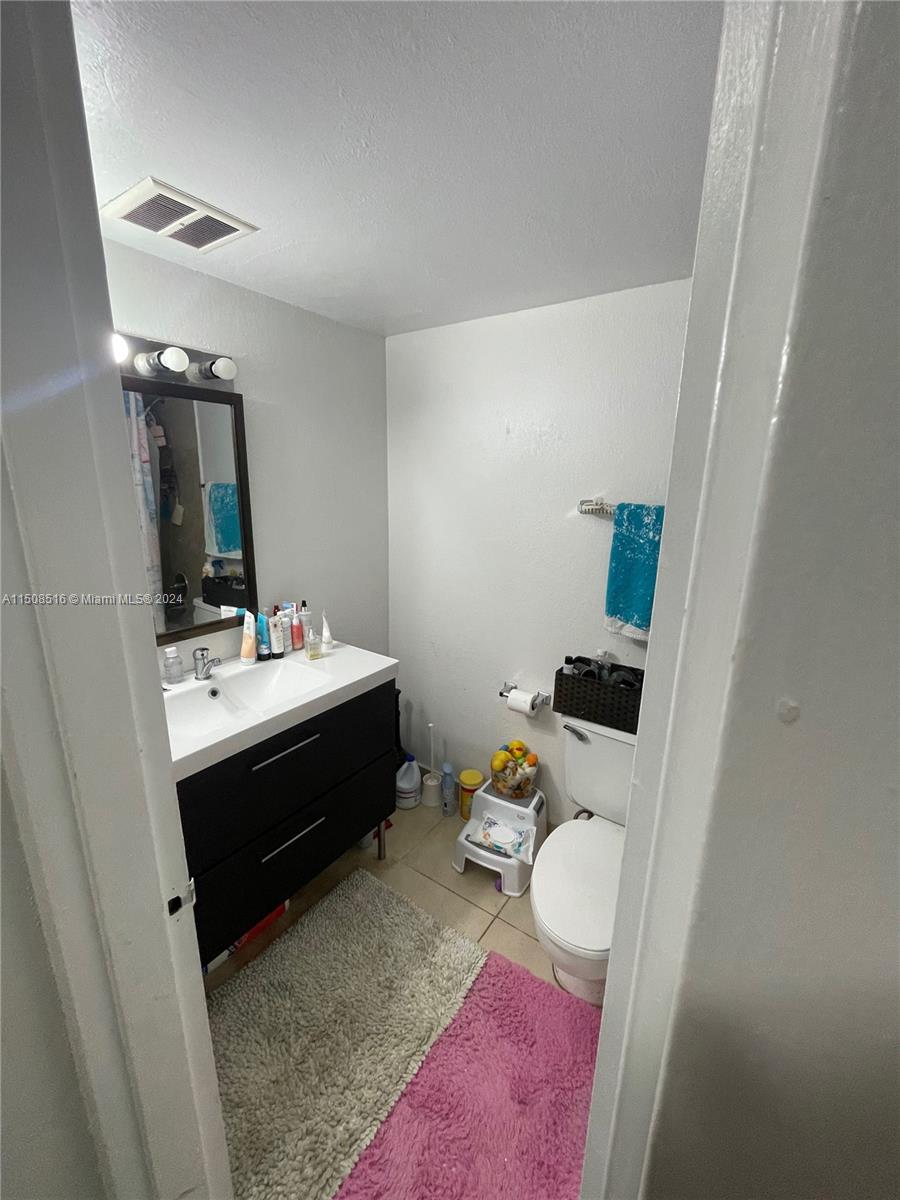 1805 Sans Souci Blvd #302, North Miami, Florida image 7