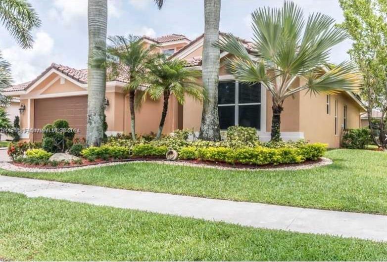 1831 Mariners Ln, Weston, Florida image 2