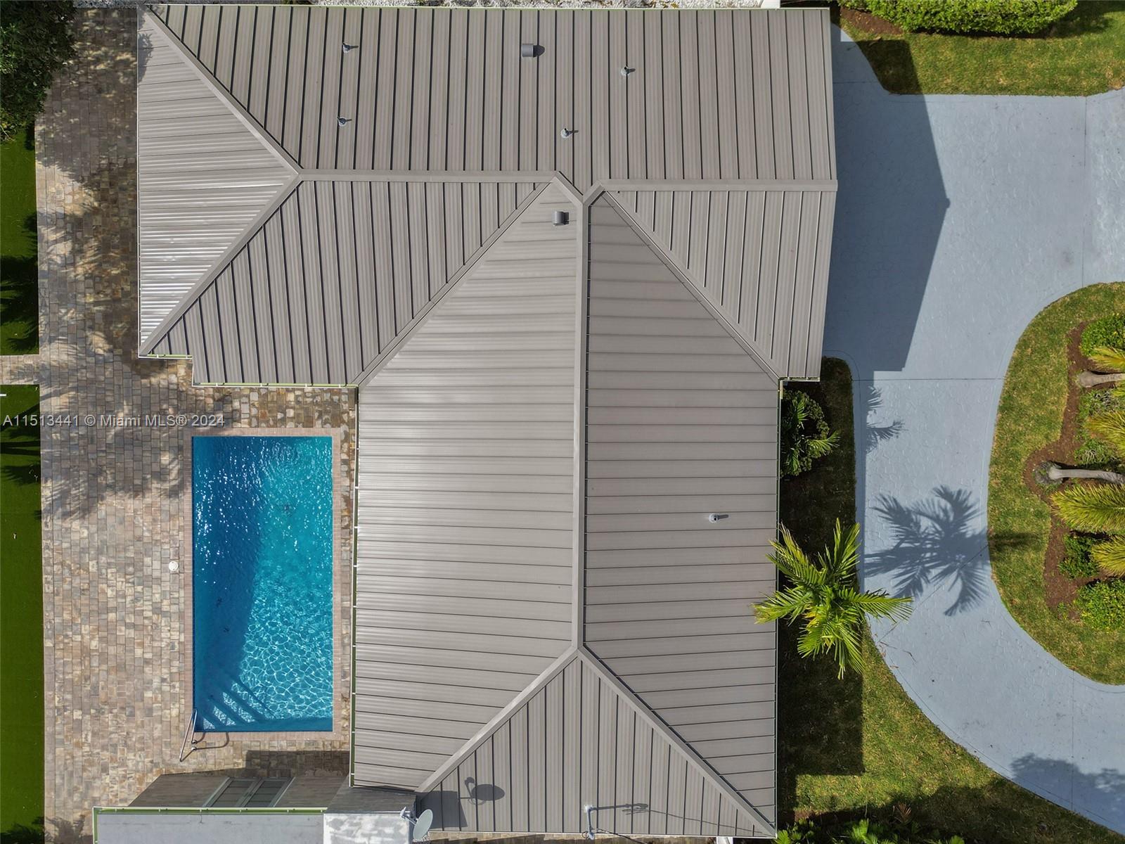 2560 SE 9th St, Pompano Beach, Florida image 27