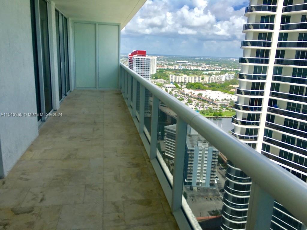 1830 S Ocean Dr #3611, Hallandale Beach, Florida image 2