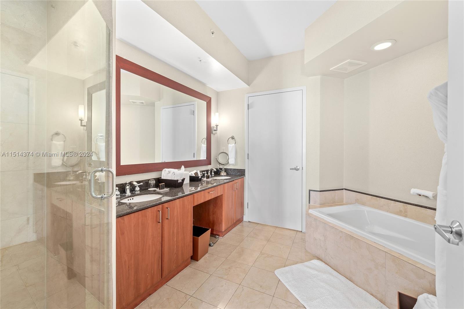 18001 Collins Ave #1205, Sunny Isles Beach, Florida image 17