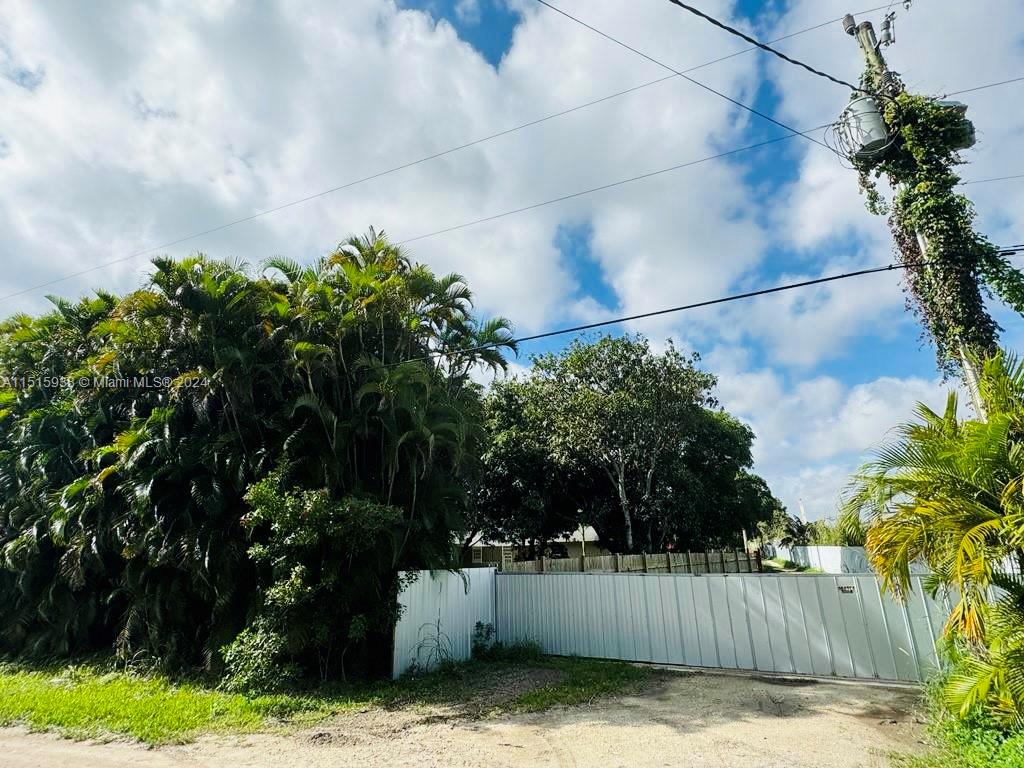 Listing Photo 32