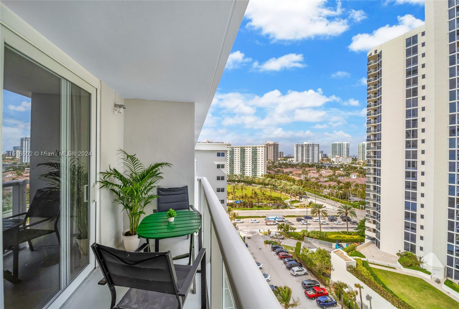 19201 N Collins Ave #1117, Sunny Isles Beach, Florida image 10