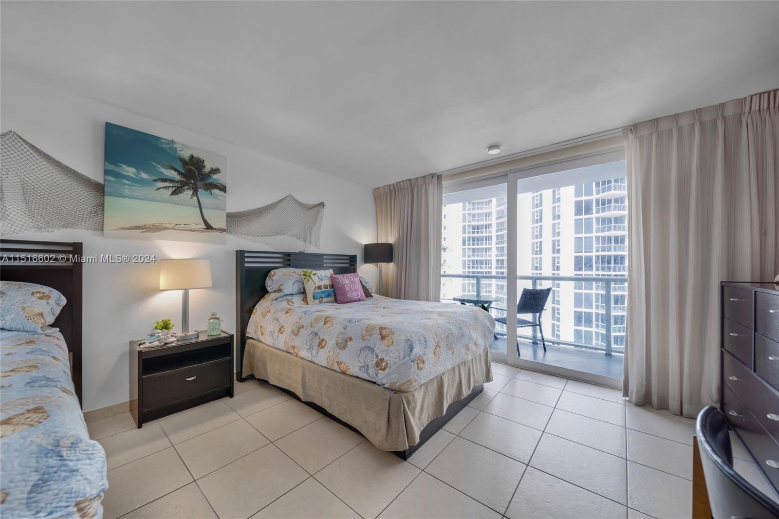 19201 N Collins Ave #1117, Sunny Isles Beach, Florida image 2