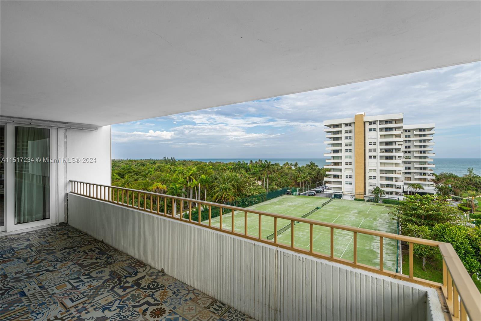 155 Ocean Lane Dr #715, Key Biscayne, Florida image 2