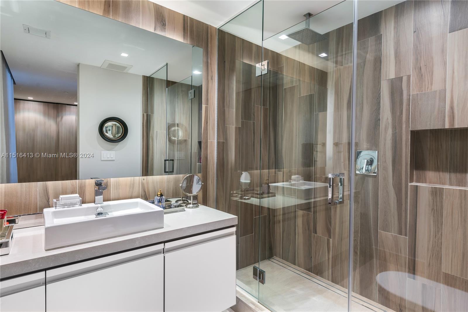 2514 Fisher Island Dr #6104, Miami Beach FL 33109