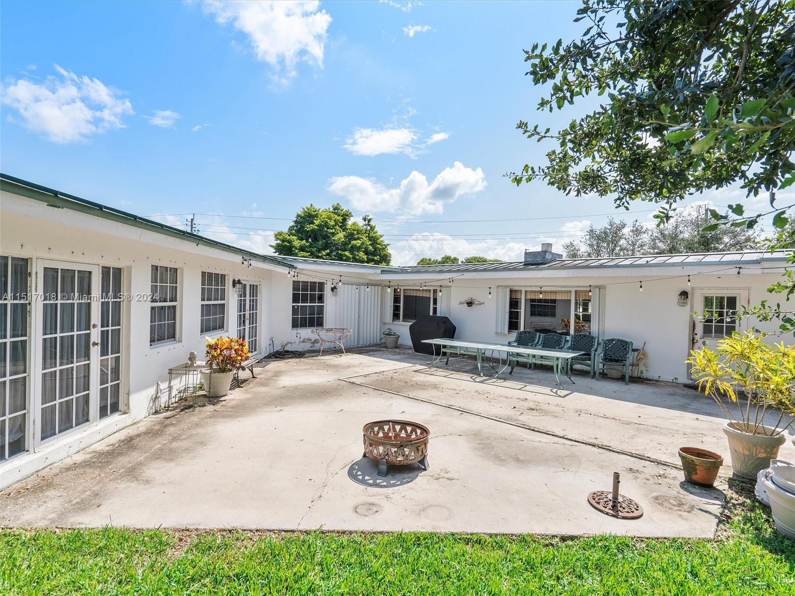 5901 SW 160th Ave, Southwest Ranches, Florida image 4