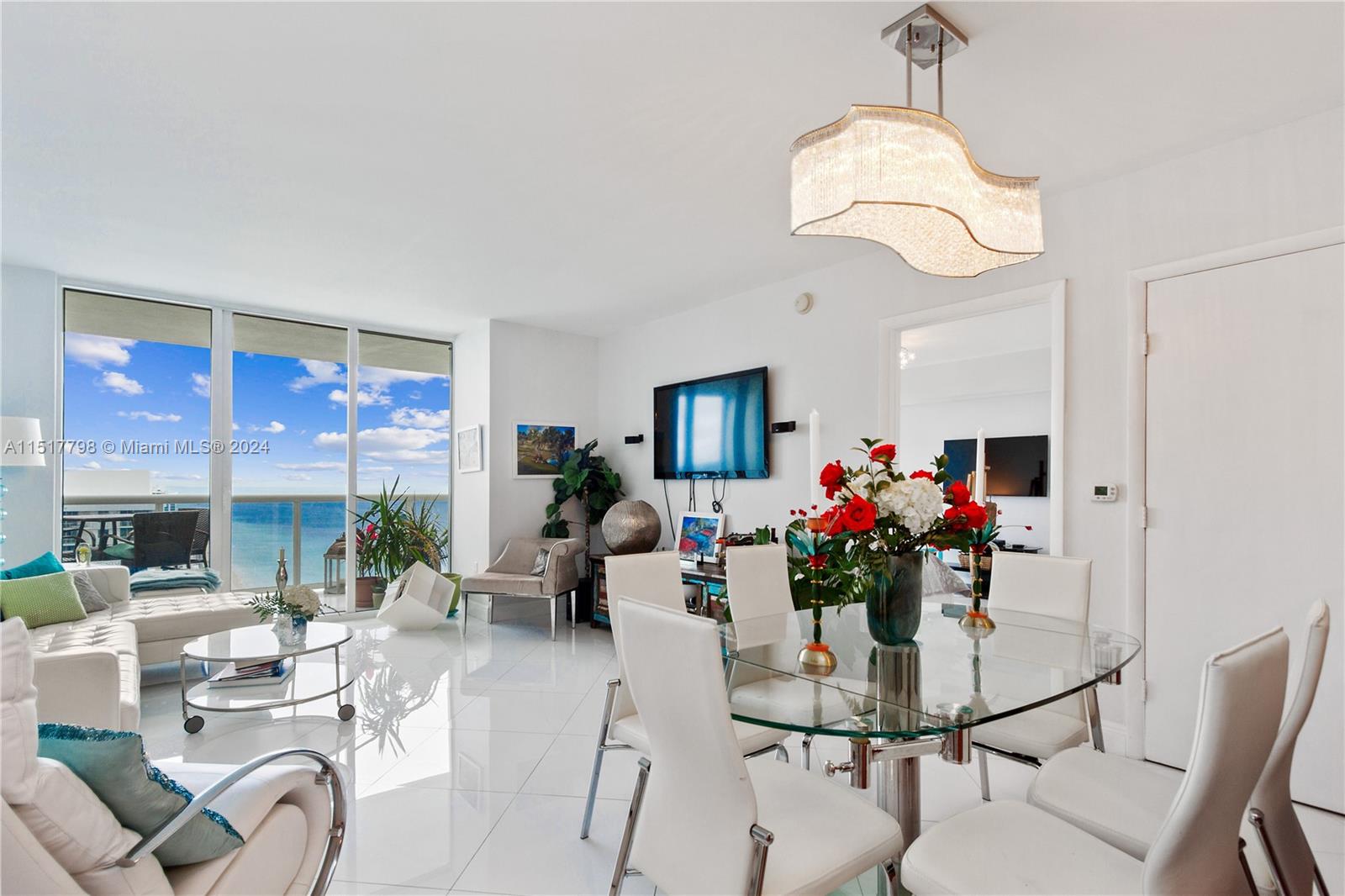 Condo for Sale in Hallandale Beach, FL