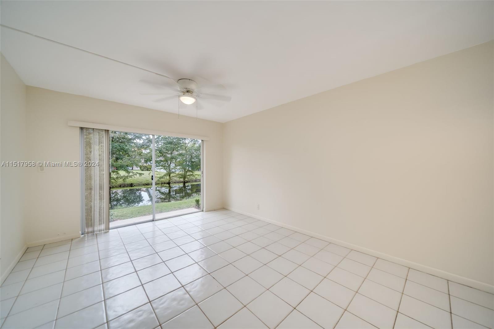 3209 NW 103rd Ter #105-C, Coral Springs, Florida image 3