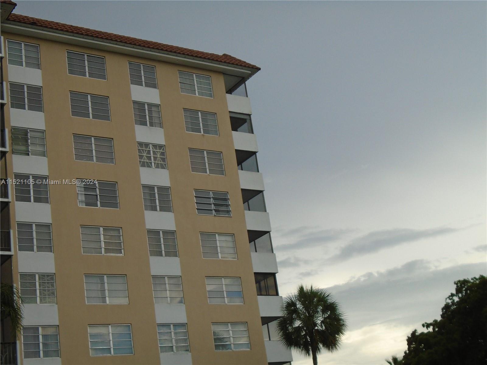 4174 Inverrary Dr #411, Lauderhill, Florida image 3