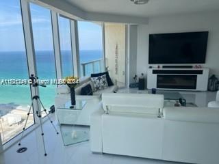 Most amazing beach, city and intercoatal view from a beautiful 2 bed 2 bath condo in the heart of Sunny Isles. Steps to a beautiful beach. Completely beautifully remodeled and furnished. Ready to move in.  Great location, walking distance to restaurants, shops and highways.   Available from Feb. 1st- June 1st, 2024 STR-03032