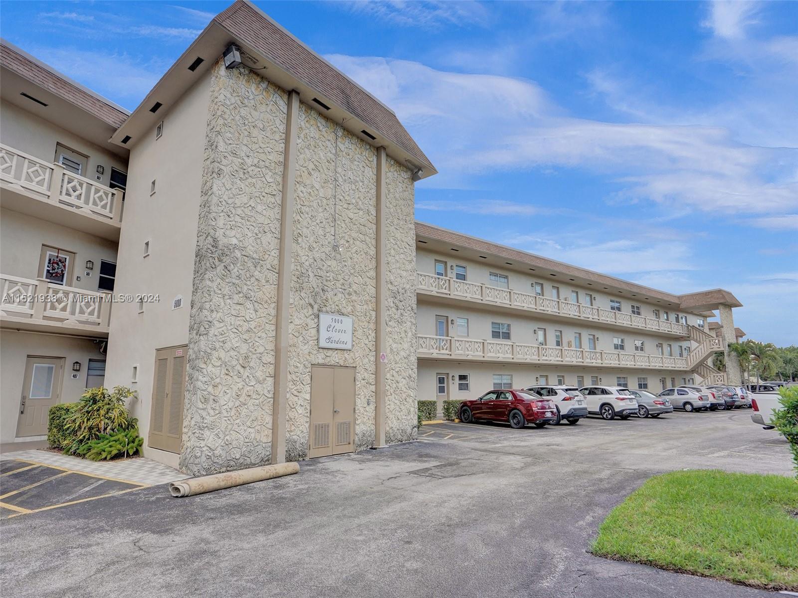 5000 NW 36th St #408, Lauderdale Lakes, Florida image 17