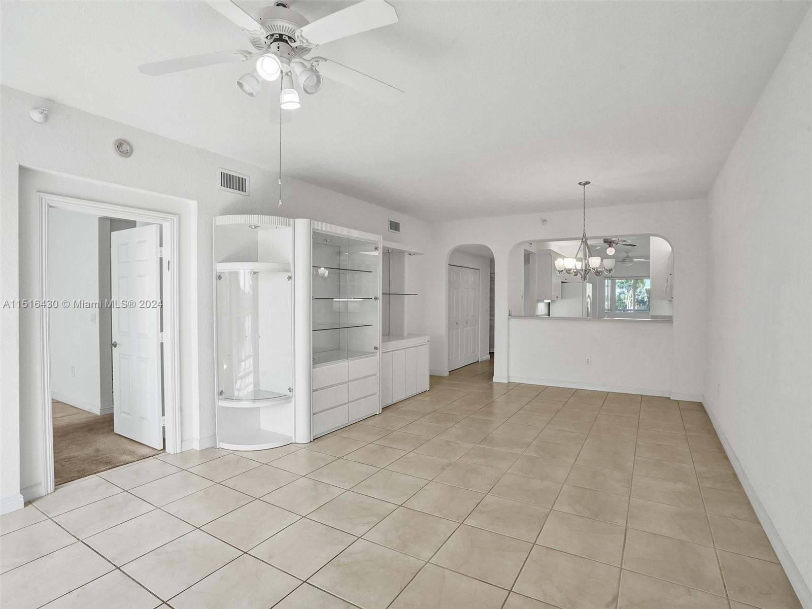 7623 Southampton Ter #305, Tamarac, Florida image 13