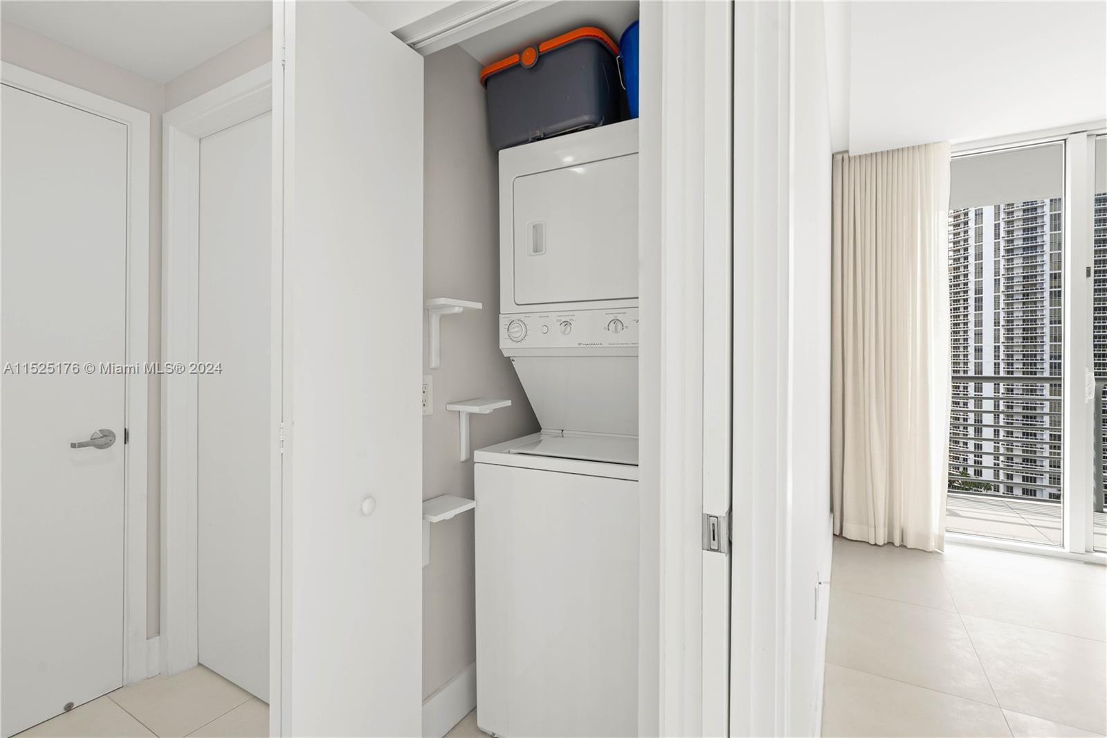 325 S Biscayne Blvd #2019, Miami FL 33131