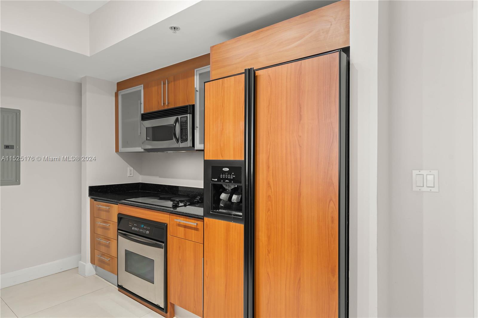 325 S Biscayne Blvd #2019, Miami FL 33131