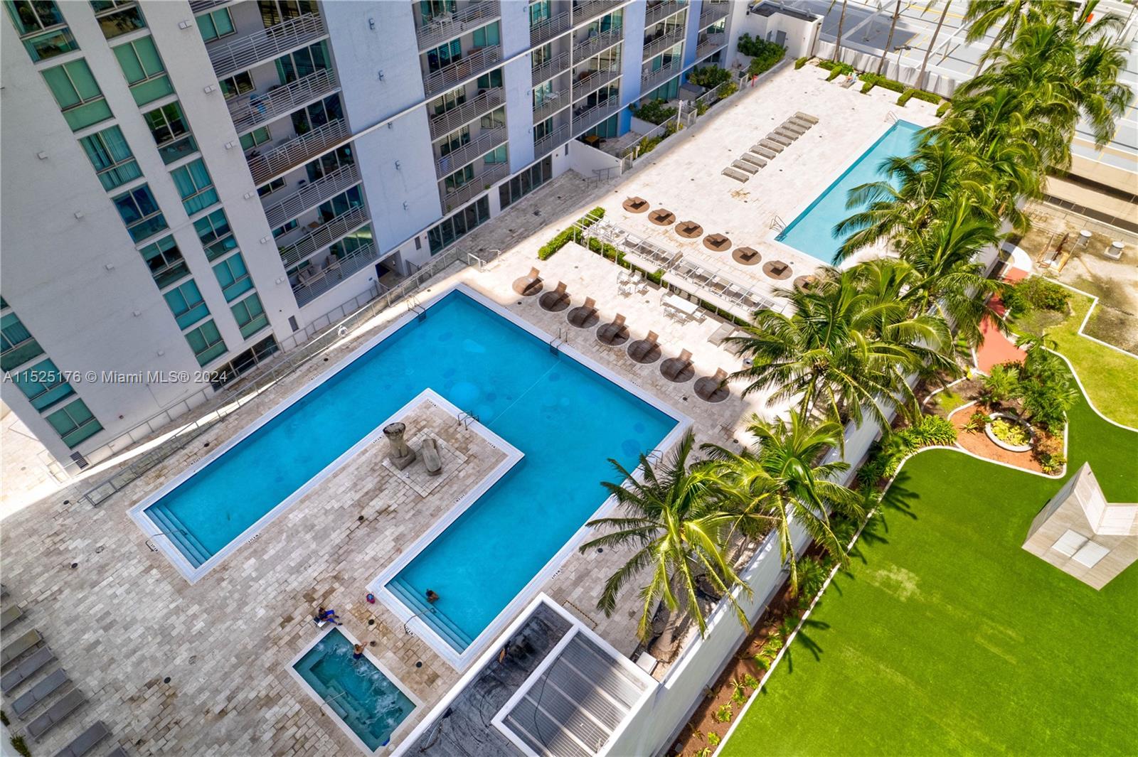 325 S Biscayne Blvd #2019, Miami FL 33131
