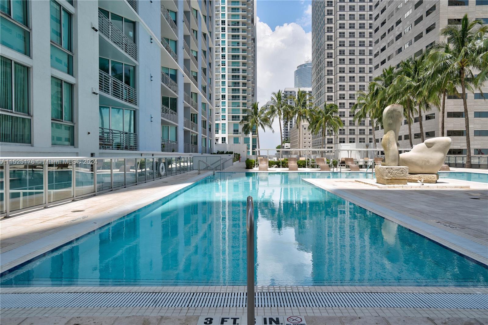 325 S Biscayne Blvd #2019, Miami FL 33131