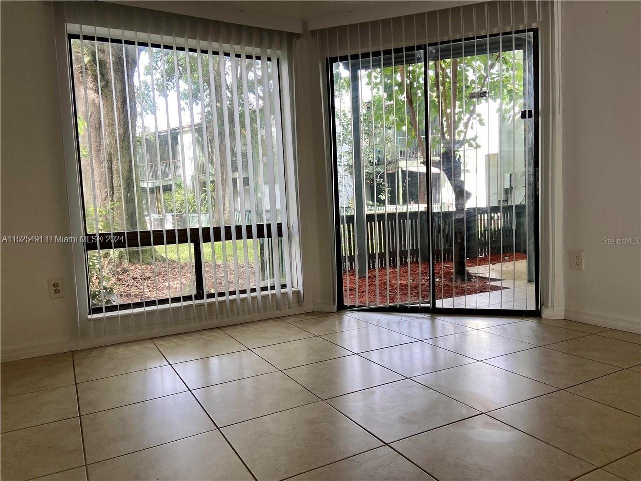 4318 Lakeway Dr #UNIT 12-D, Orlando, Florida image 6