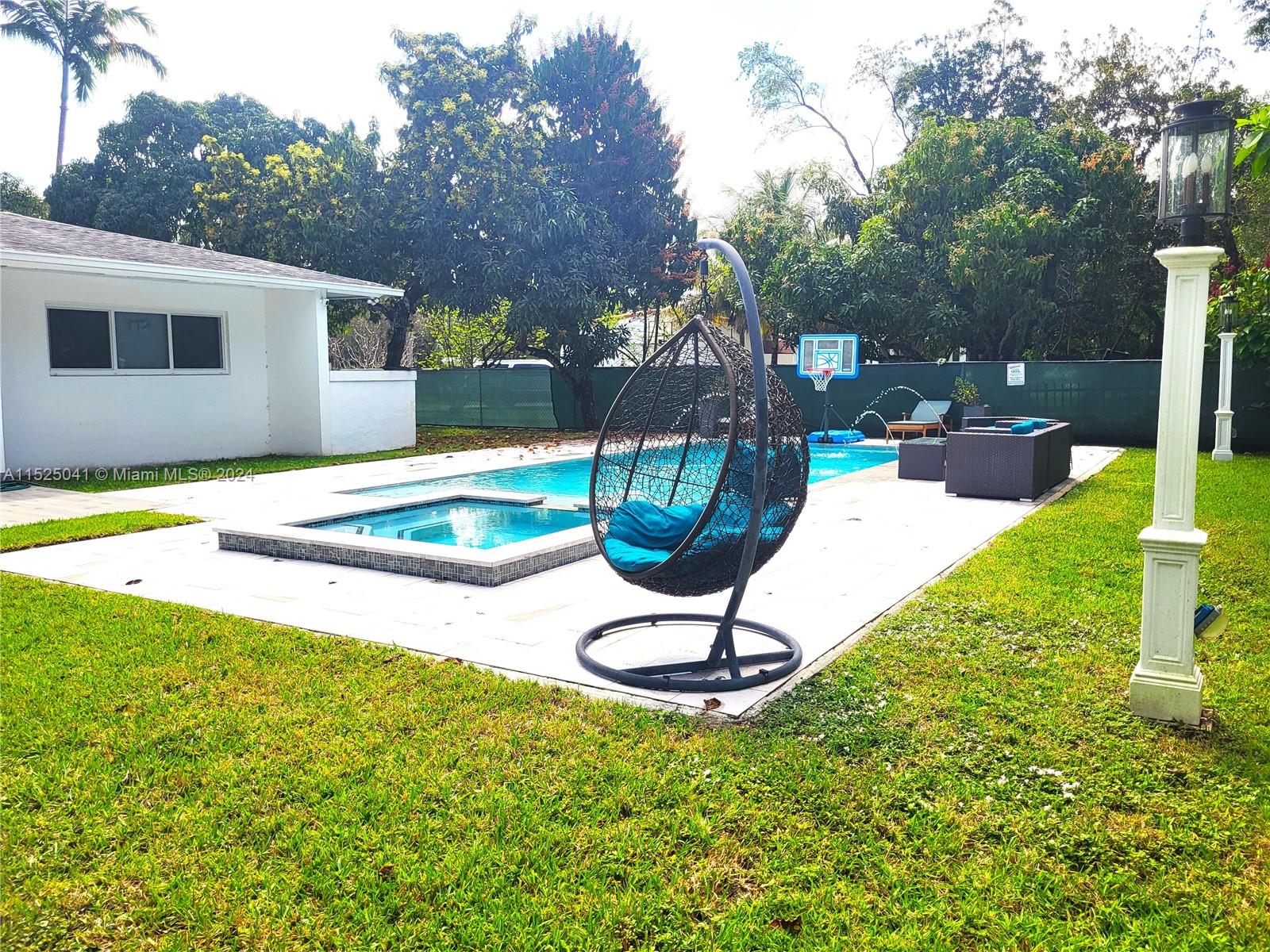 Listing Photo 23