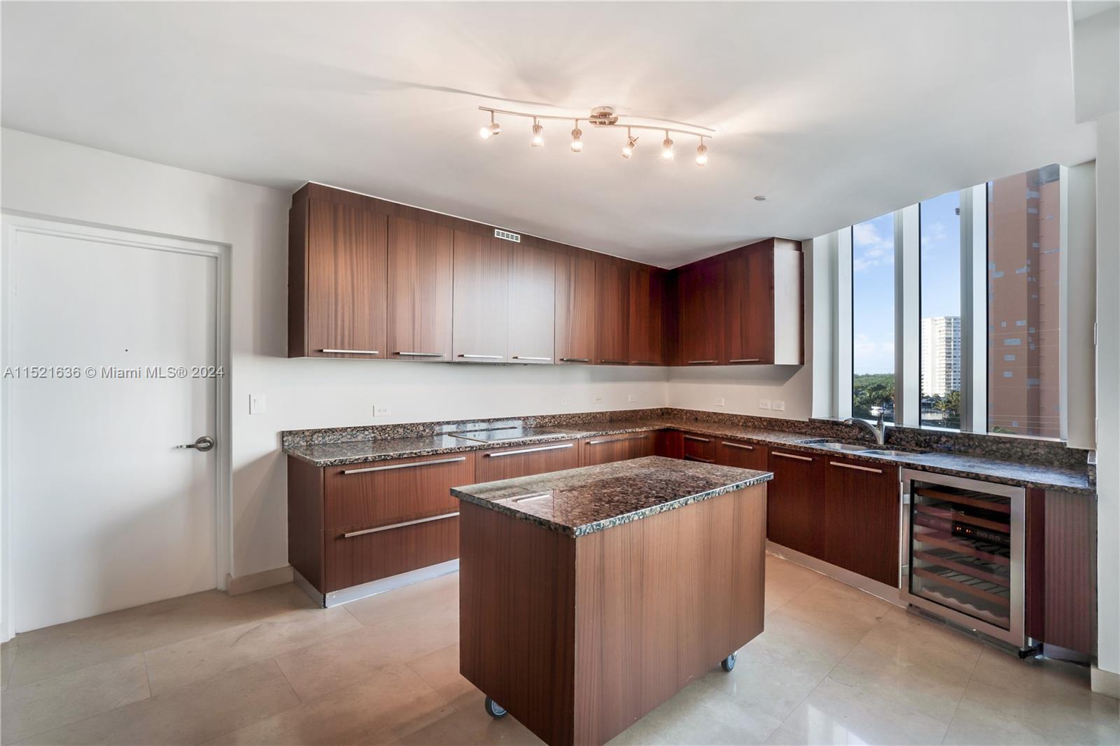 16001 Collins Ave #404, Sunny Isles Beach FL 33160