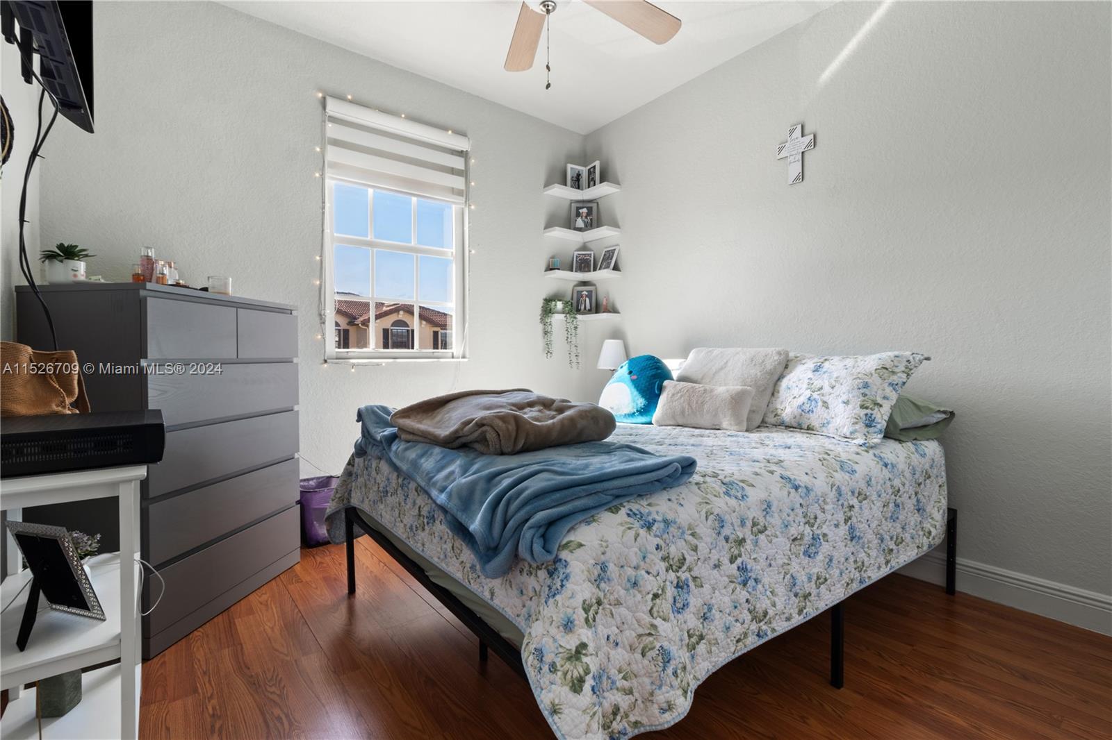 Listing Photo 18