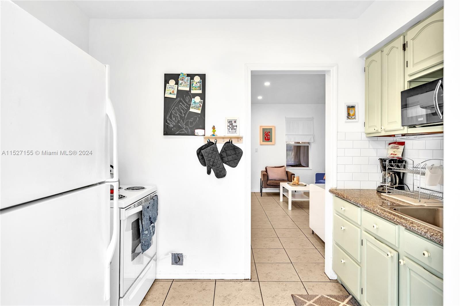 Listing Photo 28